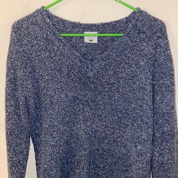Columbia vneck sweater - Picture 2 of 11